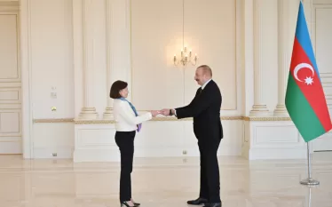 Ալիևն ընդունել է Բաքվում Ֆրանսիայի նորանշանակ դեսպան Անն Բույոնին