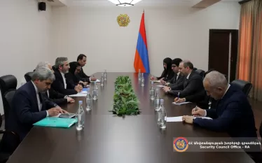 . Հայաստանի ԱԽ քարտուղարն Իրանի փոխարտգործնախարարին ներկայացրել է հայ-ադրբեջանական սահմանին և Լեռնային Ղարաբաղում տիրող իրավիճակը