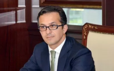 Ադրբեջանի Միլլի մեջլիսի պատգամավոր Ռամին Մամեդովը նշանակվել է արցախահայերի հետ կապերի պատասխանատու  Մարտի 1-ին Խոջալուի շրջանում  (Իվանյանում) Ռուսաստանի Դաշնության խաղաղապահ զորախմբի շտաբում Ռամին Մամեդովը հանդիպել է Արցախի Հանրապետության ներկայացուցիչների հետ:  Այս մասին հայտնում է ադրբեջանական APA լրատվական  գործակալությունը:  Հանդիպմանը մասնակցել է նաև բնապահպանության և բնական պաշարների նախարարության, էկոնոմիկայի նախարարությանը կից սեփականության հարցերով պետական ծառայության և «AzerGold» փակ բաժնետիրական