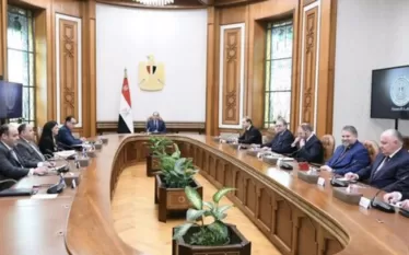 Եգիպտոսի նախագահ Ալ-Սիսին Կահիրեում հանդիպել է Ռուսաստանի ներկայացուցչին՝ խոստանալով ավելի սերտ կապեր հաստատել  Ռուսական բարձրաստիճան պատվիրակությունը կիրակի Կահիրեում հանդիպել է Եգիպտոսի նախագահ Աբդել Ֆաթահ ալ-Սիսիի հետ, նրա խոսնակն ասել է, որ կողմերը պարտավորվել են «շարունակել ամրապնդել երկկողմ հարաբերությունները»:  Ալ-Սիսիի խոսնակ Ահմեդ Ֆահմիի հայտարարության մեջ նշվում է, որ պատվիրակությունը, որի կազմում էր ՌԴ փոխվարչապետ Դենիս Մանտուրովը, գլխավորել է Ռուսաստանի փոխարտգործնախարար և Մերձավոր Արևելքում նախ