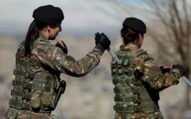 18-27 տարեկան իգական սեռի քաղաքացիները կամավոր զինծառայության կանցնեն