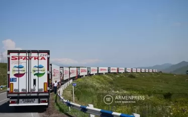 Հումանիտար բեռները դեռ Կոռնիձորում են, պատասխան չկա ռուս խաղաղապահներից. Վարդան Սարգսյան