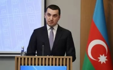 Բաքուն կոչ է արել Փարիզին չխառնվել իրենց գործերի մեջ 