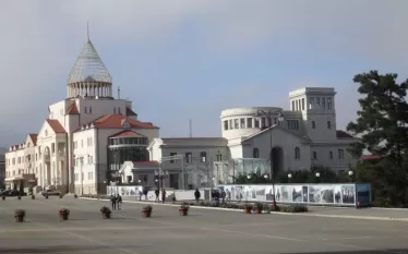 գռոս