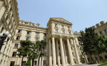 «Հայաստանի համար վիրավորանք է իրեն խաղաղ և ժողովրդավարական երկիր ներկայացնելը». Ադրբեջանի ԱԳՆ