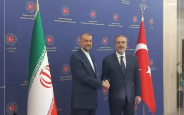 Հեռախոսազրույց են ունեցել Իրանի ու Թուրքիայի ԱԳ նախարարները