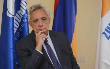 Վարդան Օսկանյան