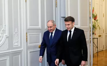 Մակրոն