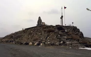 «Ակնկալում ենք Թուրքիայի հետ հարաբերությունների ամբողջական կարգավորում, որը ներառում է դիվանագիտական հարաբերությունների հաստատում և Հայաստանի ցամաքային սահմանի ապաբլոկավորում։ Հայաստանը պատրաստ է սրան առանց որևէ նախապայմանի։ Հայաստանը պատրաստ է ամբողջական կարգավորման, և եթե Թուրքիան էլ նման քաղաքական կամք ունենա, այս ամենը շատ արագ կիրականանա։ Հայաստանը պատրաստ է Թուրքիայի հետ սահմանի բացմանը և սպասում է Թուրքիայի քայլին»,- ասել է Ռուբինյանը։ 