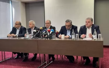 Որևէ արդարացում չի կարող լինել Հայաստանի ներկայիս կառավարիչների կողմից հայ ժողովրդի անվտանգ և արժանապատիվ գոյության բանաձևի կամայական խեղաթյուրումների համար, որոնք արվում են միմիայն սեփական իշխանությունը երկարաձգելու և պետական կառավարման համակարգի բոլոր ոլորտներում թույլ տված տապալումները քողարկելու նպատակով: