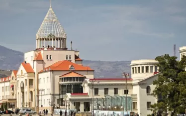 Աժ