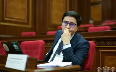 Շնորհակալ եմ Միջազգային իրավական հարցերով ներկայացուցչի գրասենյակի թիմին, դատական և արբիտրաժային վարույթների շրջնակներում ներգրավված միջազգային իրավախորհրդատւներին՝ իրենց անձնվեր և պրոֆեսիոնալ աշխատանքի համար։ Վստահ եմ, որ Գրասենյակը կշարունակի պատշաճ և արդյունավետ կերպով իրականացնել Հայաստանի շահերի ներկայացումը միջազգային դատական և արբիտրաժային գործընթացների շրջանակներում»,-գրել է նա: