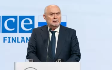 Քարտուղար Սինիրլիօղլուն և՛ Երևանում, և՛ Բաքվում գլխավոր  ողջունեց տարածաշրջանային խաղաղության և կայունության ապահովման ուղղությամբ ձեռնարկվող համապատասխան ջանքերը՝ հույս հայտնելով խաղաղության համաձայնագրի հնարավորինս շուտ ստորագրման վերաբերյալ։