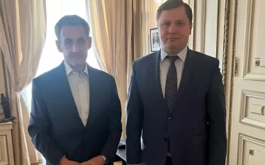 Հանդիպման ընթացքում զրուցակիցները հանգամանալից անդրադարձել են միջազգային աշխարհաքաղաքական ներկայիս իրավիճակին, և հատկապես՝ Հարավային Կովկասում տեղ գտած վերջին զարգացումներին։