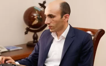 Արտակ բեգլարյան