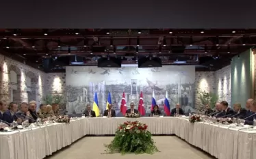 Ստամբուլում մեկնարկել են Ուկրաինայի և Ռուսաստանի միջև բանակցությունները: Այս մասին հայտնում են ռուսական լրատվամիջոցները՝ հրապարակելով բանակցություններից առաջին կադրերը:
