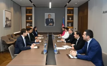 Բայրամովը տեղեկացրել է հետհակամարտային շրջանում տարածաշրջանում տիրող իրավիճակի, Ադրբեջանի և Հայաստանի միջև խաղաղության գործընթացի ներկա վիճակի և հեռանկարների, ինչպես նաև առկա «խոչընդոտների» մասին։