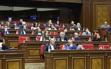 «Գործող իշխանությունը հատել է օրենքի և բարոյականության բոլոր սահմանները:  Թշնամաբար հարվածներ է հասցրել պետականության բոլոր հենասյուներին՝ Անկախության հռչակագրին, Սահմանադրությանը, բանակին, եկեղեցուն, սփյուռքին:  Հանձնել է Արցախը: Նենգ գործելավոճով փորձում է լռեցնել ազգային դիմադրության օջախները: Քողարկելով իր հանցավոր վարքագիծը, շեղելով հանրությանը հայոց պետականության սպառնալիքներից, ձգտելով խուսափել ազգային դավաճանության համար պատասխանատվությունից՝ Նիկոլ Փաշինյանը բացահայտ ահաբեկչություն է իրականացնում հա