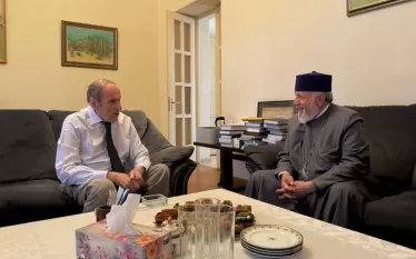 Լևոն Տեր-Պետրոսյանն հյուրընկալել է Ամենայն հայոց կաթողիկոս Գարեգին Երկրորդին