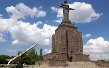Մայր