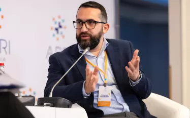 Վարուժան