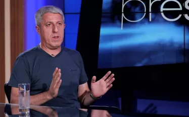 «Հզոր, կայուն Իրանի գոյությունը միանշանակ բխում է նաև Հայաստանի շահերից։ Պետք է պաշտոնական մակարդակում դատապարտվեն Իրանի նկատմամբ բոլոր տեսակի ագրեսիաները, որովհետև այն մեզ ոչ միայն հարևան, այլև բարեկամ պետություն է։  Կարծում եմ՝ այսուհետև ևս պետք է առաջ մղվի հայ-իրանական ռազմավարական դաշինք ունենալու գաղափարը։ Իրանը ցույց տվեց, որ ունի հմտություններ ռազմական տիրույթում զգալի ուժ դնելու և այդ ուժը կիրառելու։ Կարծում եմ՝ այստեղ չպետք է որևէ երկմտանք մնա Հայաստան-Իրան ռազմավարական դաշինք ունենալու վերաբերյալ։