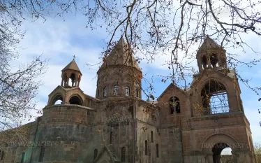 Ըստ մամուլի տեղեկությունների՝ որոշվել է, որ մինչ այդ որևէ հոգևորական որևէ մեկնաբանությամբ հանդես չգա։