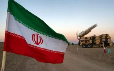 Իրանը պնդում է, որ նախապես տարհանել է բոլոր երեք միջուկային օբյեկտները, որոնք ռմբակոծել են ԱՄՆ-ը։  Իրանի պետական հեռուստատեսության քաղաքական գծով տնօրենի տեղակալ Հասան Աբեդինին, ելույթ ունենալով ուղիղ եթերում, հայտարարել է, որ Իրանը «որոշ ժամանակ առաջ» տարհանել է այդ երեք միջուկային օբյեկտները, փոխանցում է BBC-ի իրանական ծառայության թղթակից Գոնչե Հաբիբիազադը:  Սա Թեհրանի առաջին պաշտոնական արձագանքն է իր միջուկային օբյեկտների վրա ԱՄՆ-ի ռմբակոծություններին:  Աբեդինին նաև հայտարարել է, որ Իրանը «լուրջ վնասներ 