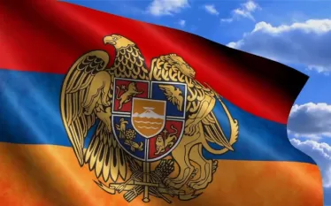 ՀՀ կրթության, գիտության, մշակույթի և սպորտի նախարարությունը՝ որպես մշակույթի ոլորտի պետական կառավարման լիազորված մարմին, պաշտոնական հրապարակման է ներկայացրել ՀՀ օրհներգի տեքստի նոր խմբագրությունը և երաժշտության ամբողջական և կրճատ տարբերակները՝ համաձայն «ՀՀ օրհներգի մասին» օրենքի՝ 2025 թվականի ապրիլից ուժի մեջ մտած փոփոխության։  ՀՀ օրհներգի նոր խմբագրությունը՝ «Մեր հայրենիք» (տեքստը՝ Միքայել Նալբանդյանի խոսքերի հիման վրա, երաժշտությունը՝ Բարսեղ Կանաչյանի):  ՀՀ օրհներգի կատարումը՝ պաշտոնապես հաստատված ամբողջա