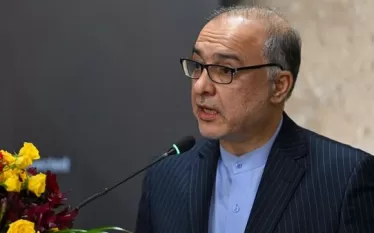 ՀՀ-ում Իրանի դեսպան Մեհդի Սոբհանին մեկնաբանել է Ադրբեջանի և Նախիջևանի միջև քննարկվող այսպես կոչված «տարանցիկ միջանցքը»։     ISCA News-ում տված հարցազրույցում նա ընդգծել է, որ ո՛չ Վաշինգտոնում ստորագրված փաստաթղթում, ո՛չ էլ Բաքվի և Երևանի միջև խաղաղության համաձայնագրում չի հիշատակվում այսպես կոչված «միջանցքի» մասին։ Խոսքը միայն տրանսպորտային ուղիների բացման մասին է, մինչդեռ հայկական կողմը պահպանում է դրանց նկատմամբ լիակատար վերահսկողությունը՝ ներառյալ անձնագրային, մաքսային և ուժային համակարգերը։    Սոբհանին 