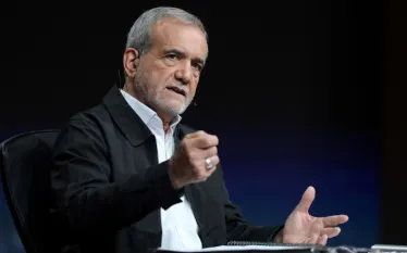 Իրանի նախագահ Մասուդ Փեզեշքիանը հաստատել է Իրանի հետախուզության նախարար Էսմայիլ Խատիբի մահը։  «Մեր սիրելի գործընկերներ Էսմայիլ Խաթիբի, Ալի Լարիջանիի (Ազգային անվտանգության գերագույն խորհրդի քարտուղար) և Ազիզ Նասիրզադեի (պաշտպանության նախարար) սպանությունները մեզ խոր վշտի մեջ են գցել»,- գրել է Փեզեշքիանը։