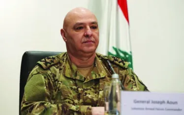 Մենք ձգտում ենք վերջ դնել Իսրայելի հետ պատերազմական վիճակին և կնքել զինադադարի համաձայնագիր։ Այս մասին հայտարարել է Լիբանանի նախագահ Ջոզեֆ Աունը, հաղորդում է ՏԱՍՍ-ը:  «Մենք ձգտում ենք վերջ դնել Իսրայելի հետ պատերազմական վիճակին և կնքել զինադադարի համաձայնագիր՝ նման այն մեկին, որը ձեռք էր բերվել 1949 թվականին», - ընդգծել է նախագահը։  Աունի կարծիքով՝ լիբանանյան իշխանությունների որոշումը կապիտուլյացիա կամ դավաճանություն չէ։  «Ես՝ որպես նախագահ, պատասխանատվություն եմ կրում այս քայլի համար և չեմ ընդունի Իսրայելի