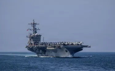 Իրանական զինուժը թևավոր հրթիռների կիրառմամբ հարձակվել է ամերիկյան «Աբրահամ Լինքոլն» ավիակիր խմբի վրա։ Այս մասին հայտնում է ՌԻԱ Նովոստի-ն՝ հղում անելով Իրանի Իսլամական հեղափոխության պահապանների կորպուսին։  «CVN-72 ավիակիր խմբի տեղակայման վայրը Հնդկական օվկիանոսում ենթարկվել է հարձակման, որի ընթացքում կիրառվել են մեծ հեռահարության թևավոր հրթիռներ»,- ասված է ԻՀՊԿ հայտարարության մեջ։