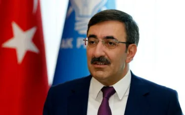 Թուրքիայի և Հայաստանի, ինչպես նաև Ադրբեջանի և Հայաստանի միջև ցամաքային սահմանների բացումը կդառնա տարածաշրջանում խաղաղության և հարաբերությունների բնականոնացման գործընթացի առանցքային արդյունքը։ Այս մասին ասել է Թուրքիայի փոխնախագահ Ջևդեթ Յըլմազը։  Ըստ փոխնախագահի՝ այս ուղղությամբ ներկայումս ակտիվ աշխատանքներ են ընթանում.  «Այս ուղղությամբ շարունակվում են տեխնիկական նախապատրաստությունները և ստեղծվում է անհրաժեշտ ենթակառուցվածքը։ Ուրախալի է, որ նմանատիպ գործընթացներ են իրականացվում նաև Ադրբեջանի և Հայաստանի միջ