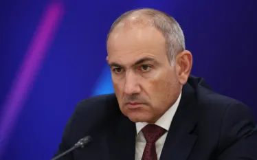 Ըստ Փաշինյանի՝ 300 հազար ադրբեջանցիների վերադարձի մասին խոսակցությունները «տագնապ սերմանելու» համար են, իսկ փախստականների վերադարձի հարցը՝ «երկկողմ փակված»։