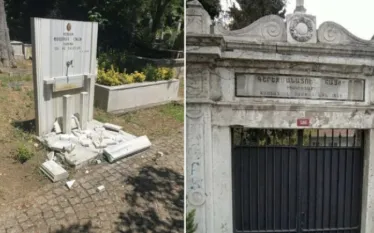 Պոլսո Հայոց պատրիարքարանը հայտնել էր, որ անհայտ անձը հուլիսի 7-8-ի գիշերային ժամերին ներխուժել էր Ստամբուլի Սկյուտար թաղամասում գտնվող հայկական սուրբ Կարապետ եկեղեցու գերեզմանատան տարածք։ Նա վնաս էր հասցրել վեց դամբարանի և աղբյուրի։ Այս մասին գրել է Ermeni Haber-ը:   Վանդալիզմի դեպքից հետո Ստամբուլի գլխավոր դատախազությունը հայտնել էր, որ գերեզմանների վանդալիզմի գործով հետաքննություն է սկսվել։ Իրավապահ մարմիններին տրված հանձնարարականների արդյունքում՝ որպես կասկածյալ է ճանաչվել Մ.Կ.-ն։ Նա կալանավորվել է 48 ժա