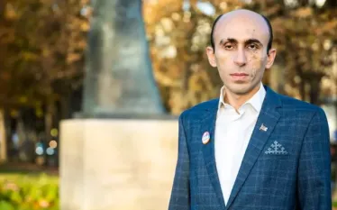 Արտակ