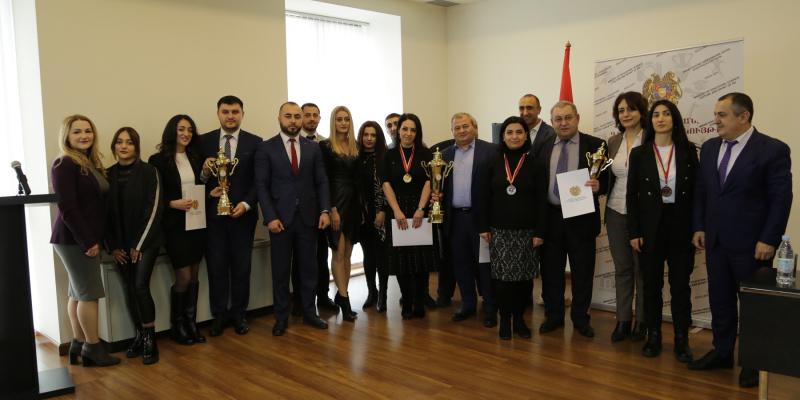 «Մեզնից յուրաքանչյուրը զենքի մասին տարրական գիտելիքներ պետք է ունենա». Կարեն Գիլոյան