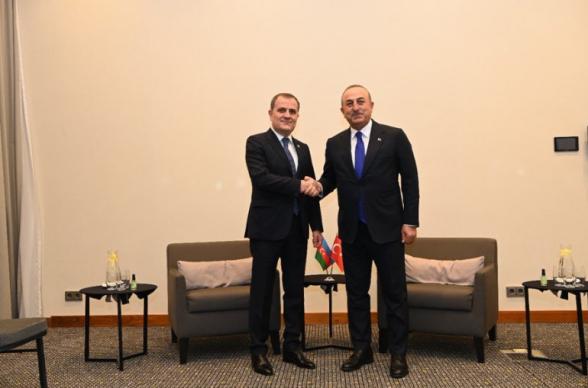 Բայրամովը Չավուշօղլուի հետ քննարկել է երկկողմ և տարածաշրջանային համագործակցության հարցեր