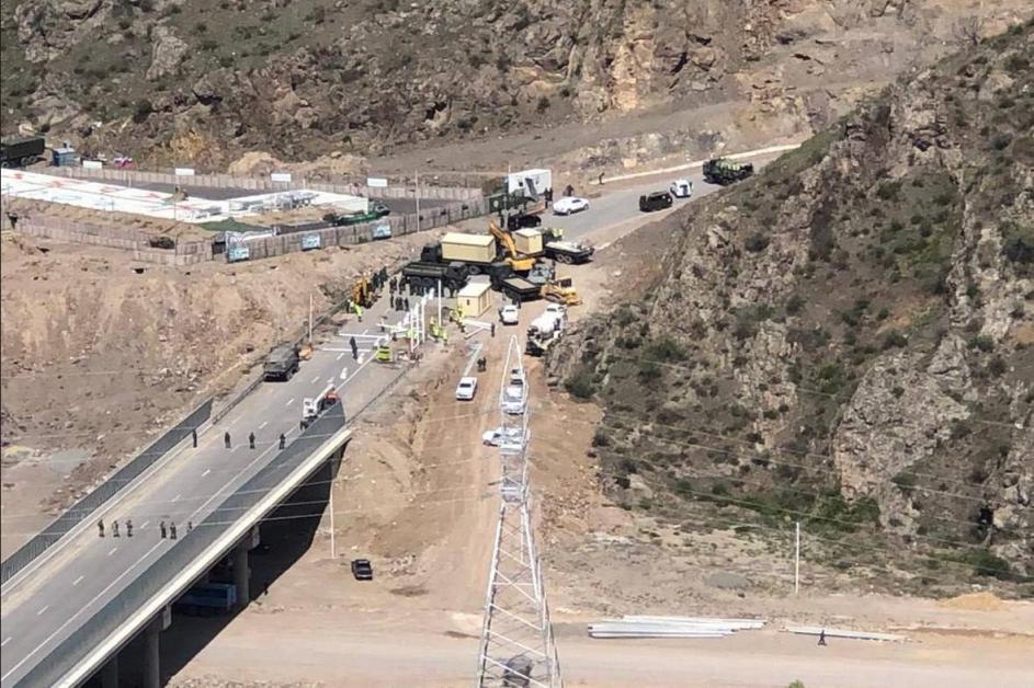 Հակարիի կամուրջը բացելու շուրջ բանակցությունները շարունակվում են․ մասնակցում է գեներալ Վոլկովը