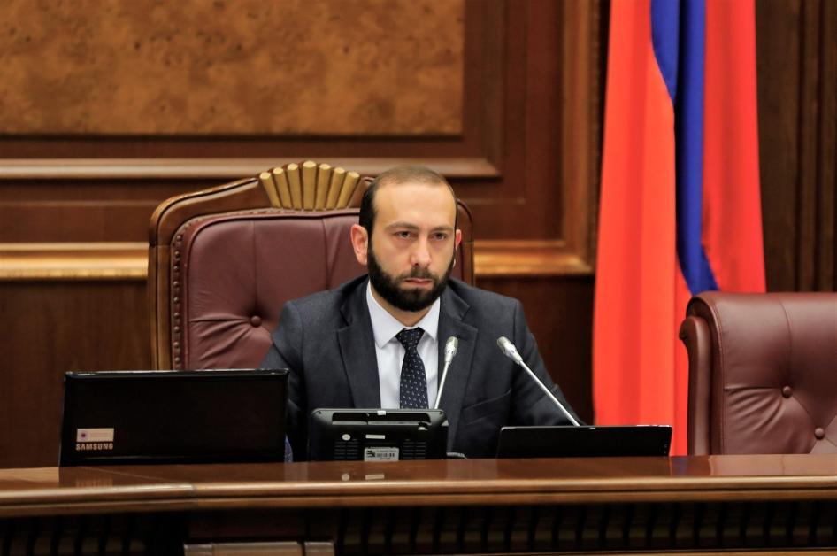 Մենք ԼՂ ժողովրդի կողմից մանդատ չենք ստացել՝ իրենց ապագան բանակցելու․ Արարատ Միրզոյան