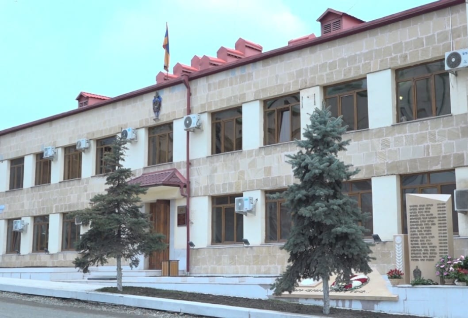 Զանգահարում, ռուսերենով տեղեկացնում են, որ «ԱՀ քաղաքացիները Բաքվով կարող են մեկնել ՀՀ»․ Արցախի ԱԱԾ