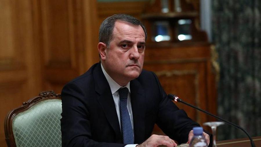 Ջեյհուն Բայրամովը, խեղաթյուրելով իրականությունը, Օլիվեր Վարհելիին ներկայացրել է սահմանին տիրող իրավիճակը
