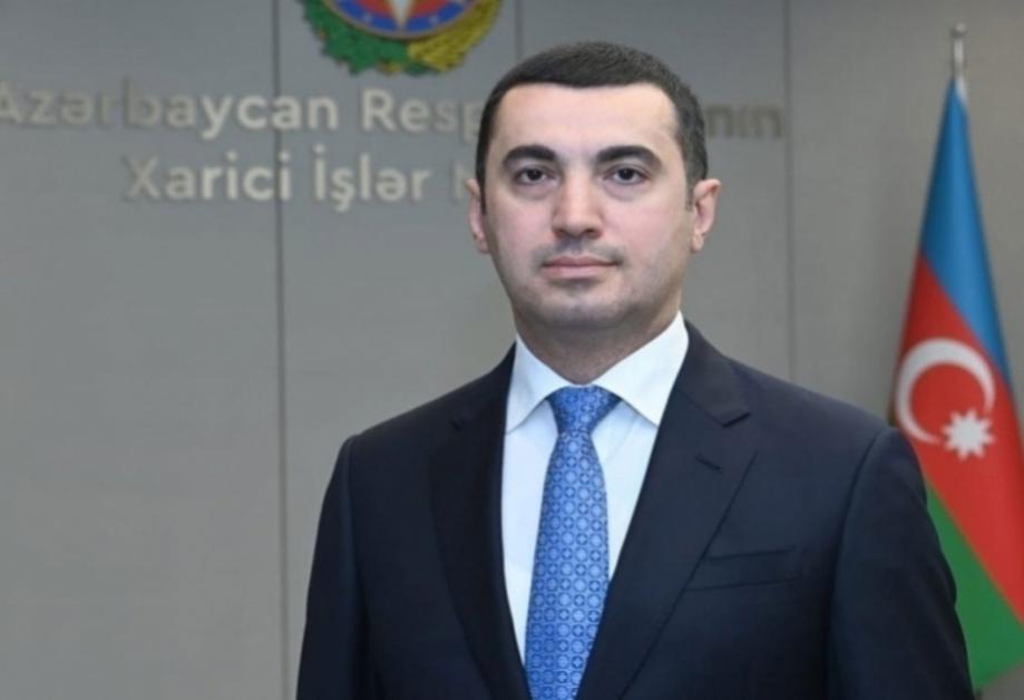 Ի պատասխան՝ Ադրբեջանի ԱԳՆ խոսնակը հերքել է Եվրամիության պաշտոնյայի պնդումները, դրանք որակելով «սխալ և իրականությունից լրջորեն կտրված»։  «Միևնույն ժամանակ, Բորելի նման կեղծ հայտարարությունները խաթարում են Եվրամիության միջնորդական ջանքերը և այդ ուղղությամբ ԵՄ-ի խորհրդի նախագահ Շառլ Միշելի առաքելությունը», - հայտարարել է Հաջիզադեն և կոչ արել ԵՄ դիվանագիտության ղեկավարին «վերջ տալ նման հրահրող և սադրիչ հայտարարություններին»։