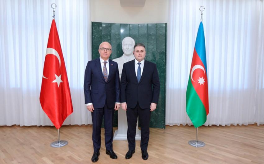 Թուրքիան կաջակցի Ադրբեջանի պաշտպանական արդյունաբերության զարգացմանը. Թուրքիայի ազգային պաշտպանության փոխնախարար