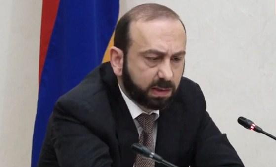 ավ
