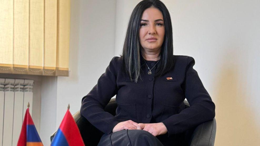 Մետաքսե