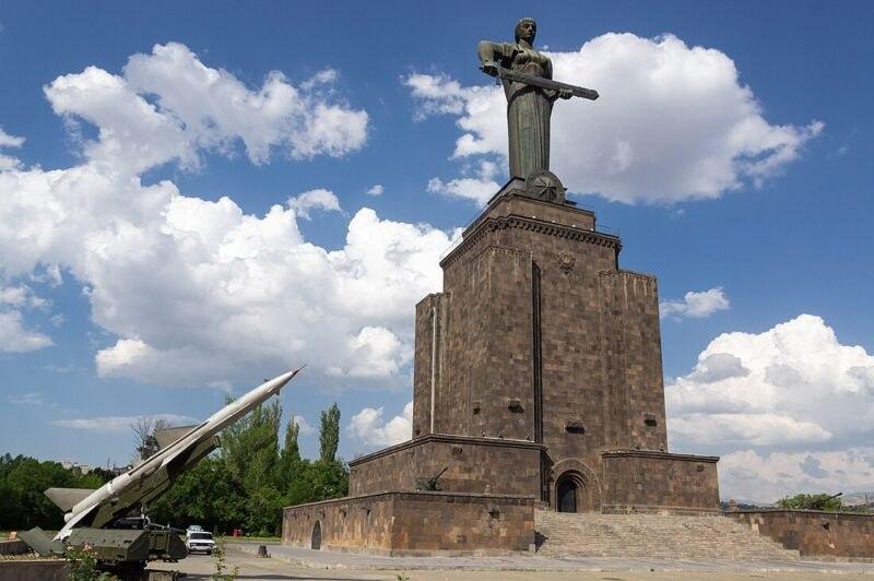Մայր