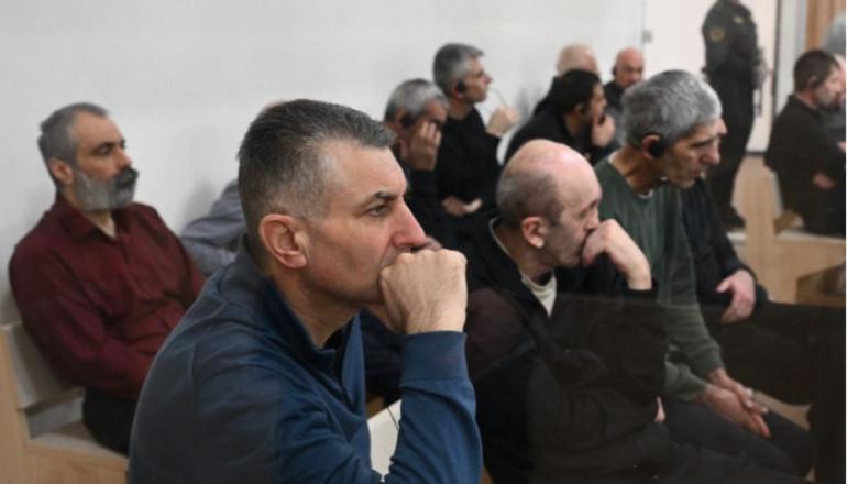 «Մեր կազմակերպությունը իշխանությունների հետ բանակցում է, որպեսզի որոշակի հարցերում ունենա շարունակական ներկայություն և աջակցություն։ Թե ինչ ձևաչափով է այն իրականացվելու, չեմ կարող ասել, իսկ այն ձևաչափը, որով հնարավոր էր այցելել հայ գերիներին, վերջին անգամ իրականացվել է մարտ ամսին», – նշել է Ամատունին։