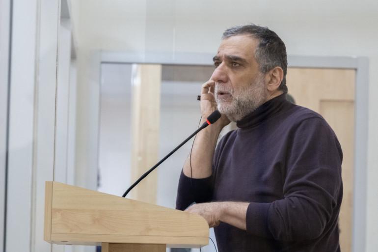 Վարդանյանը «քննության փուլում» բողոք է հայտնել թարգմանիչներից և դատական կոլեգիայից բացարկ պահանջել, սակայն դատարանը դրա համար հիմքեր չի գտել:  Դատարանում կրկին այսպես կոչված «տուժողներ» են ցուցմունքներ տվել։ 